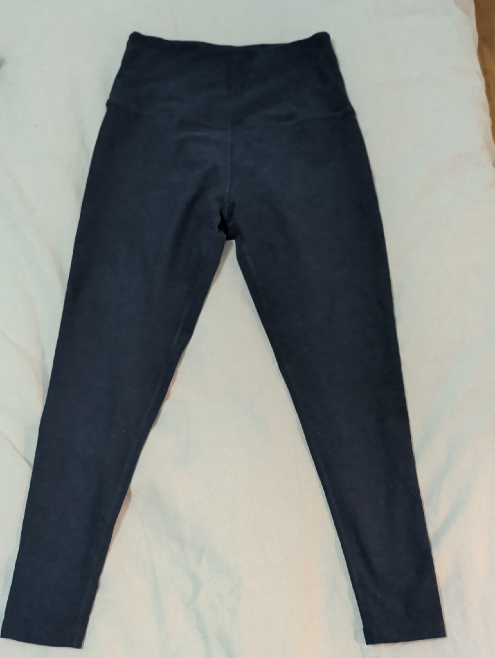 Beyond Yoga Size M Navy High-Waist Leggings